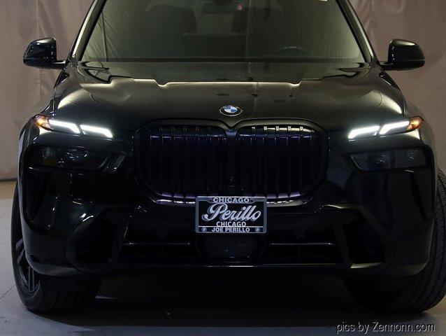 Photo of 2023 Black Sapphire Metallic BMW X7