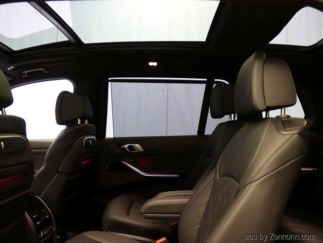 Photo of 2023 Black Sapphire Metallic BMW X7