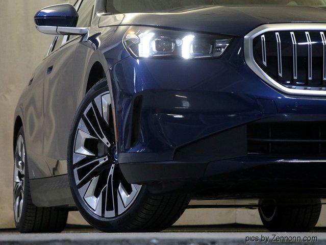 Photo of 2024 Phytonic Blue Metallic BMW i5