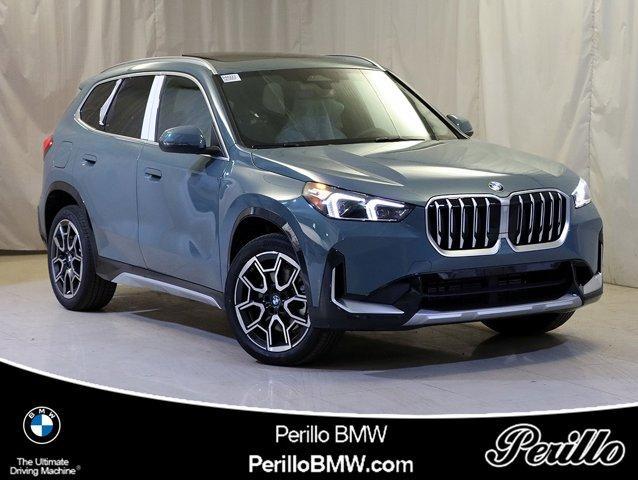 Photo of 2026 Green Metallic BMW X1