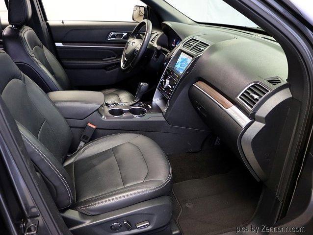 Photo of 2018 Magnetic Ford Explorer