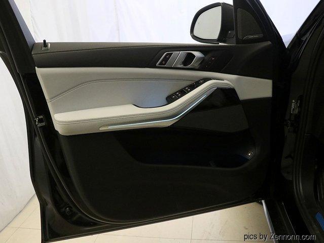 Photo of 2025 Black Sapphire Metallic BMW X5 PHEV