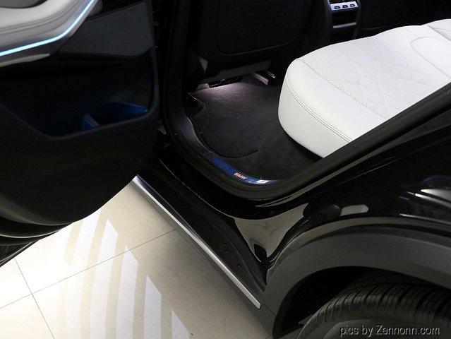 Photo of 2025 Black Sapphire Metallic BMW X5 PHEV