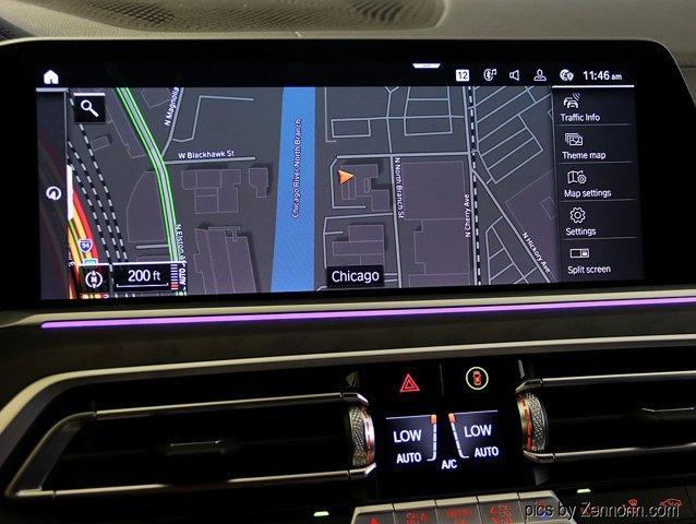 Photo of 2022 Mineral White Metallic BMW X7