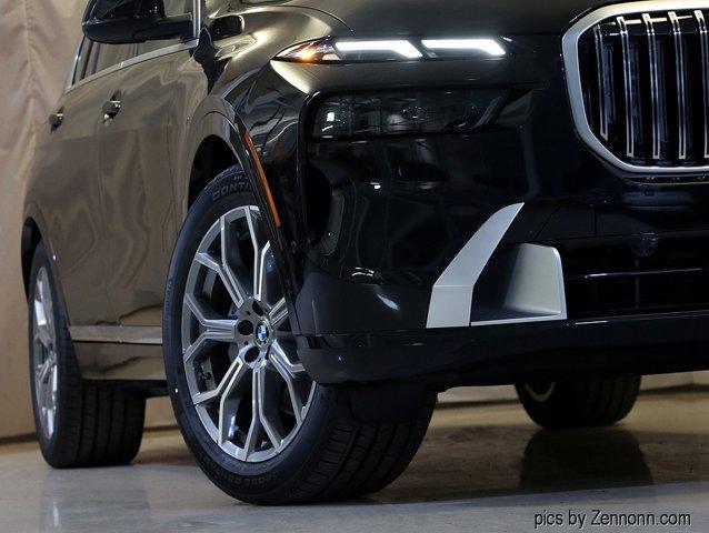Photo of 2026 Black Sapphire Metallic BMW X7