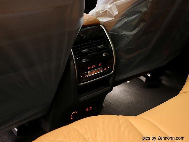 Photo of 2026 Black Sapphire Metallic BMW X7
