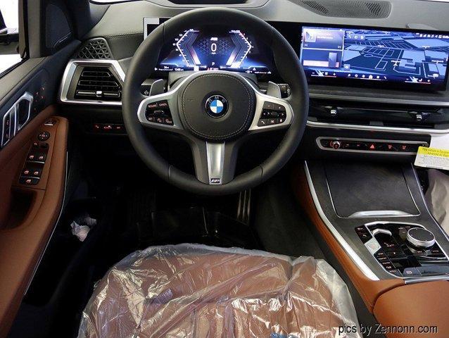 Photo of 2026 Alpine White BMW X5