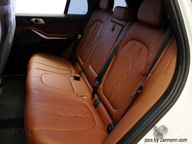 Photo of 2026 Alpine White BMW X5