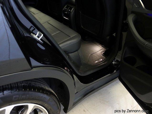 Photo of 2019 Black Sapphire Metallic BMW X3
