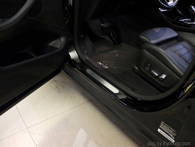 Photo of 2019 Black Sapphire Metallic BMW X3