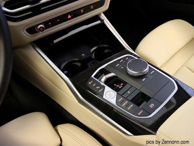 Photo of 2024 Mineral White Metallic BMW 330