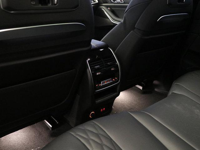Photo of 2025 Gray Metallic BMW X7