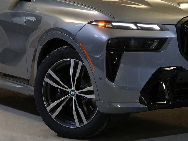 Photo of 2025 Gray Metallic BMW X7