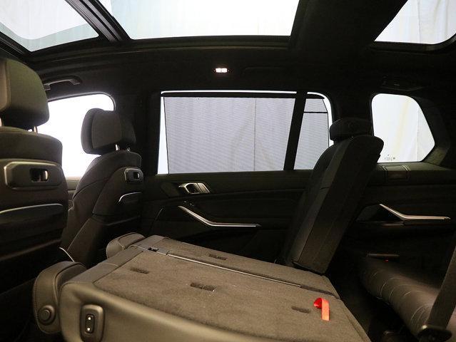 Photo of 2025 Gray Metallic BMW X7
