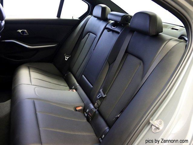Photo of 2024 Gray Metallic BMW 330
