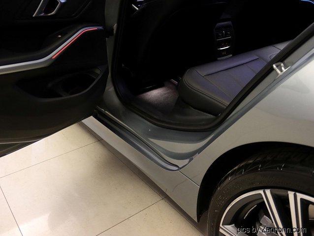 Photo of 2024 Gray Metallic BMW 330