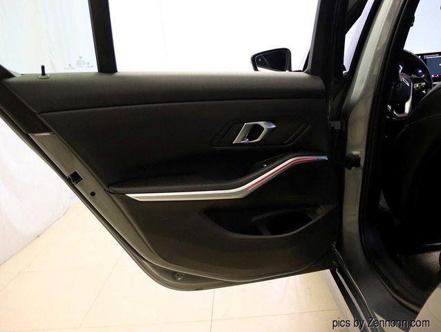 Photo of 2024 Gray Metallic BMW 330