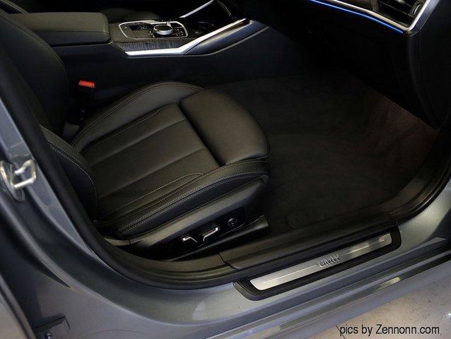 Photo of 2024 Gray Metallic BMW 330