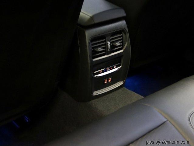 Photo of 2024 Gray Metallic BMW 330