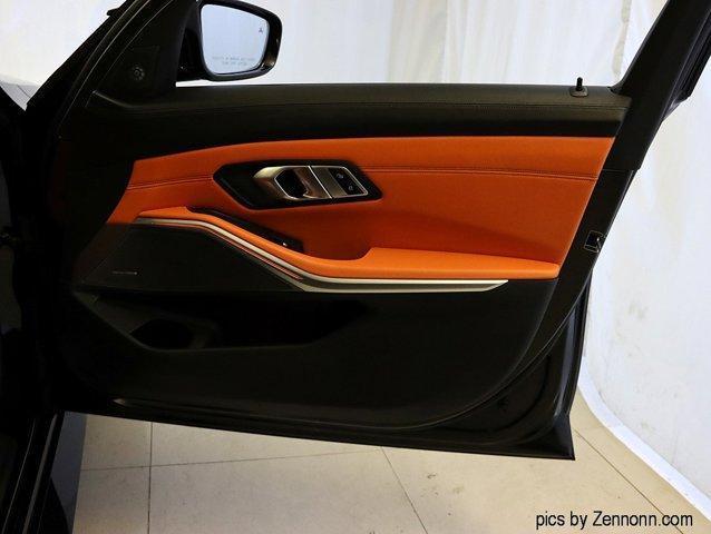 Photo of 2022 Black Sapphire Metallic BMW M3
