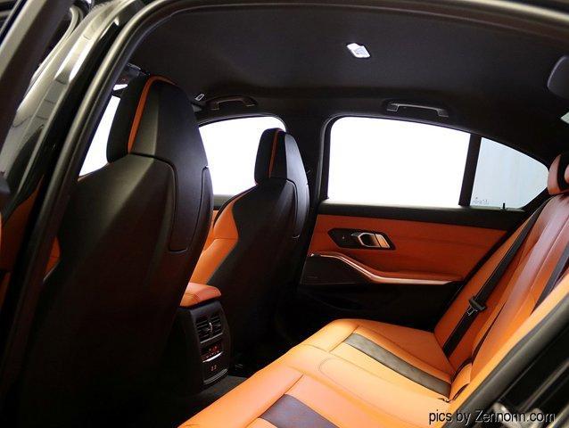 Photo of 2022 Black Sapphire Metallic BMW M3