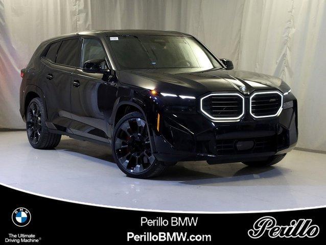 2025 BMW Xm
