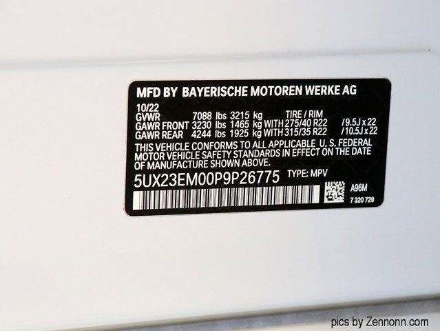 Photo of 2023 Mineral White Metallic BMW X7