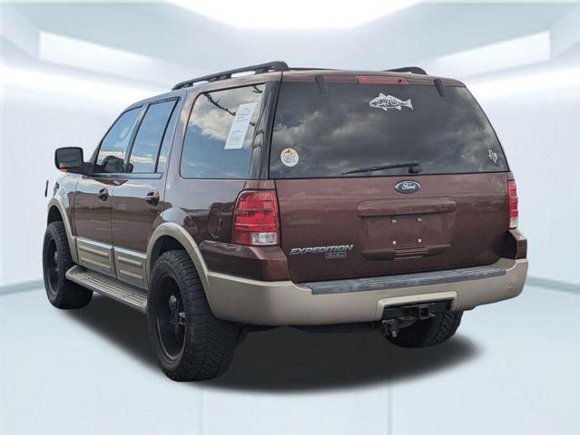 Photo of 2006 Dark Copper Clearcoat Metallic Ford Expedition