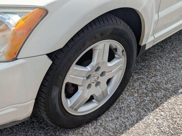Photo of 2008 Stone White Clearcoat Dodge Caliber