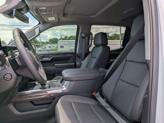 Photo of 2025 Summit White Chevrolet Silverado 1500