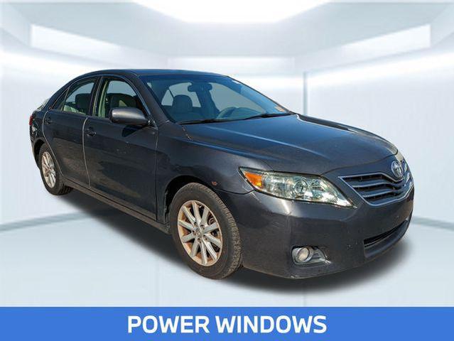 Photo of 2010 Magnetic Gray Metallic Toyota Camry