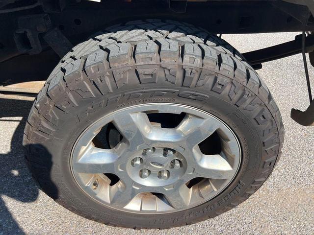 Photo of 2014 WHITE PLATINUM METALLIC TC Ford F-150