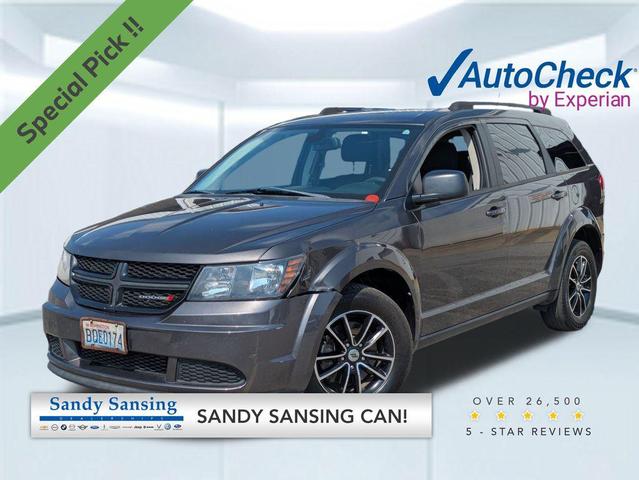 Photo of 2018 Granite Pearlcoat Dodge Journey