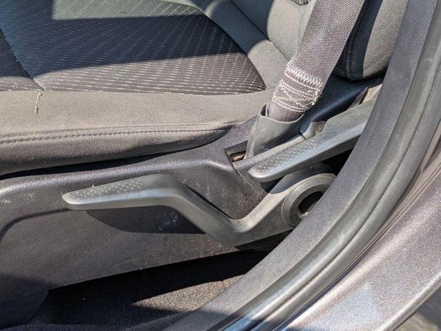 Photo of 2018 Granite Pearlcoat Dodge Journey