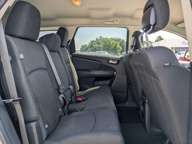 Photo of 2018 Granite Pearlcoat Dodge Journey