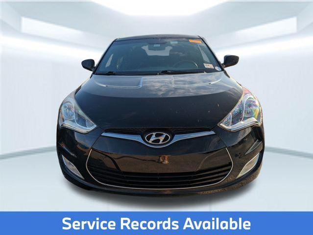 Photo of 2016 Ultra Black Hyundai Veloster