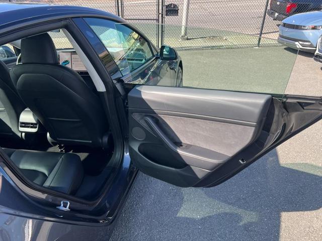Photo of 2023 Midnight Silver Metallic Tesla Model 3