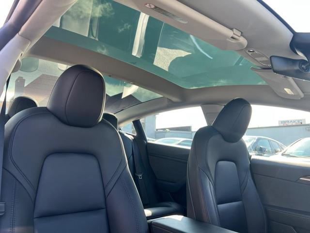 Photo of 2023 Midnight Silver Metallic Tesla Model 3