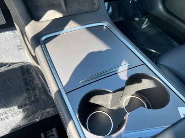 Photo of 2023 Midnight Silver Metallic Tesla Model 3
