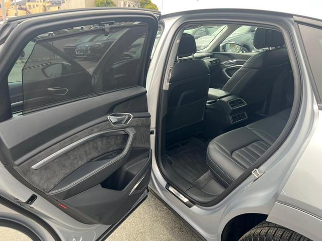 Photo of 2021 Florett Silver Audi e-tron Sportback