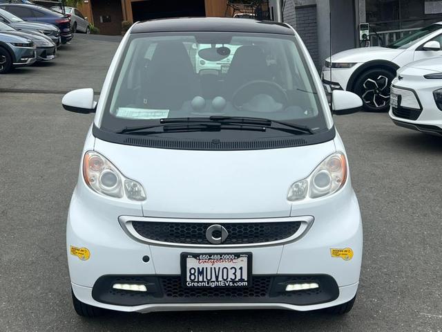 Photo of 2016 Crystal White smart ForTwo Electric Drive