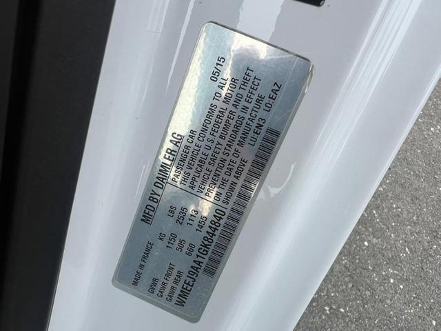 Photo of 2016 Crystal White smart ForTwo Electric Drive