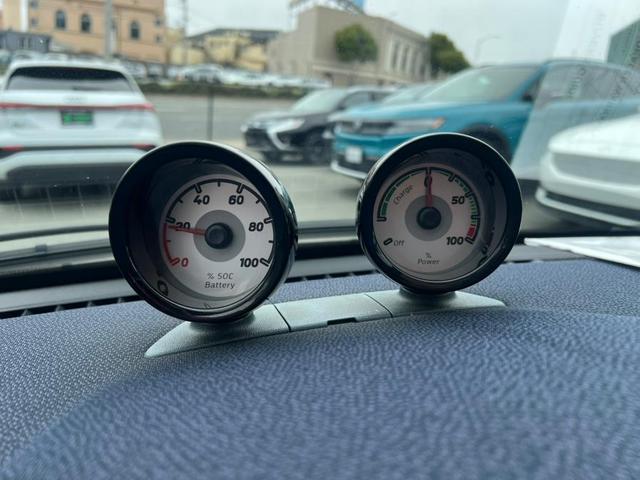 Photo of 2016 Crystal White smart ForTwo Electric Drive