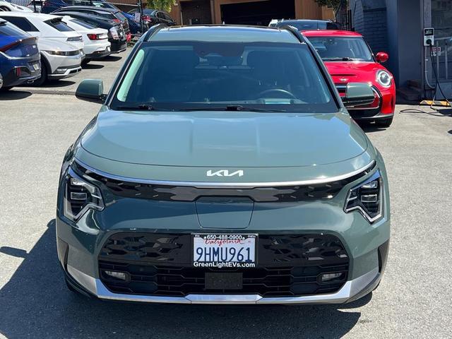 Photo of 2023 Cityscape Green Kia Niro EV