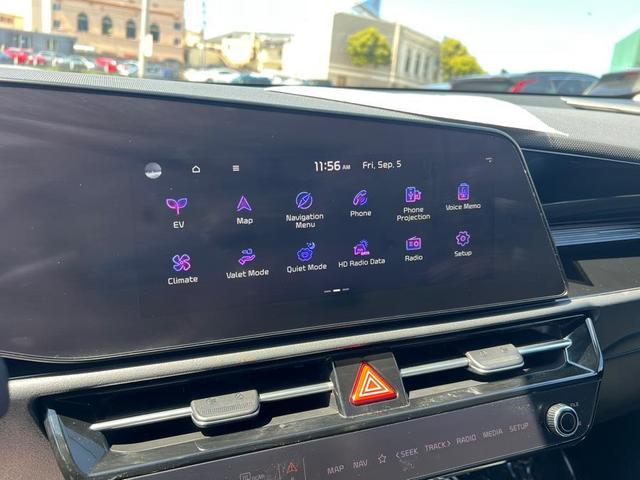 Photo of 2023 Cityscape Green Kia Niro EV