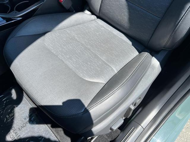 Photo of 2023 Cityscape Green Kia Niro EV