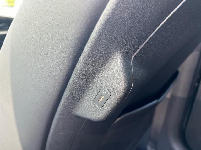 Photo of 2023 Cityscape Green Kia Niro EV