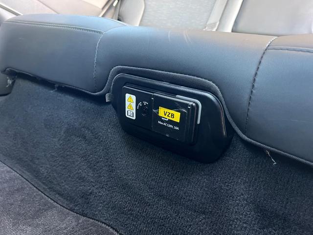 Photo of 2023 Cityscape Green Kia Niro EV
