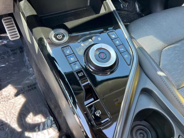 Photo of 2023 Cityscape Green Kia Niro EV
