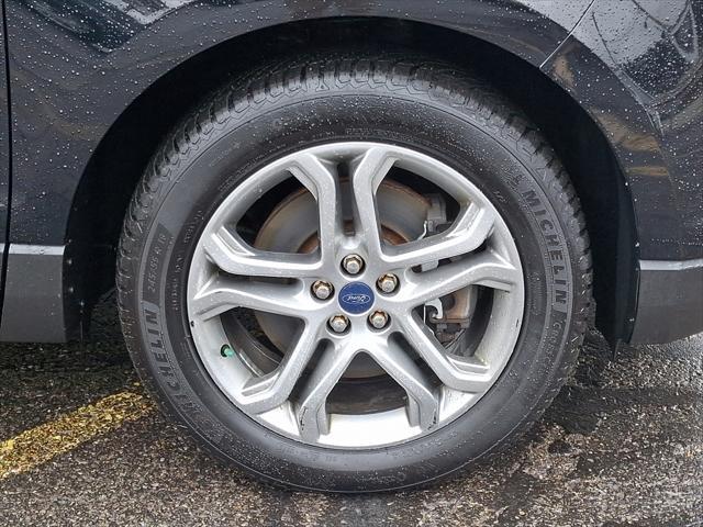 Photo of 2016 Shadow Black - G1 Ford Edge